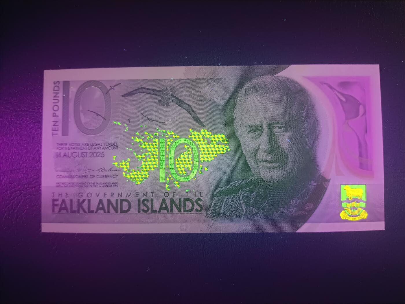 2025十二月第一期，总206期 【日】福克兰群岛2025年10镑UNC 查尔斯头像 A冠无347千位小号