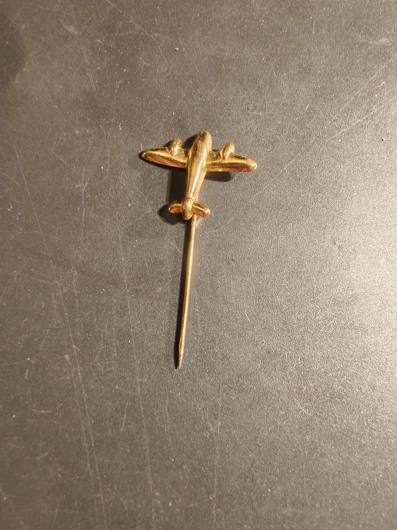 老王徽章第168期 法国飞机针插