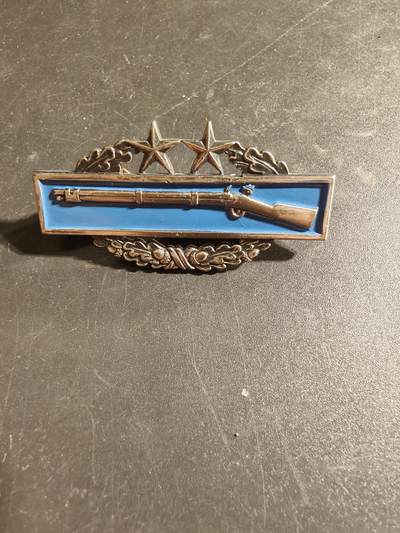 老王徽章第168期 - 美国陆军战斗步兵技能章    3次获得    1.5英寸