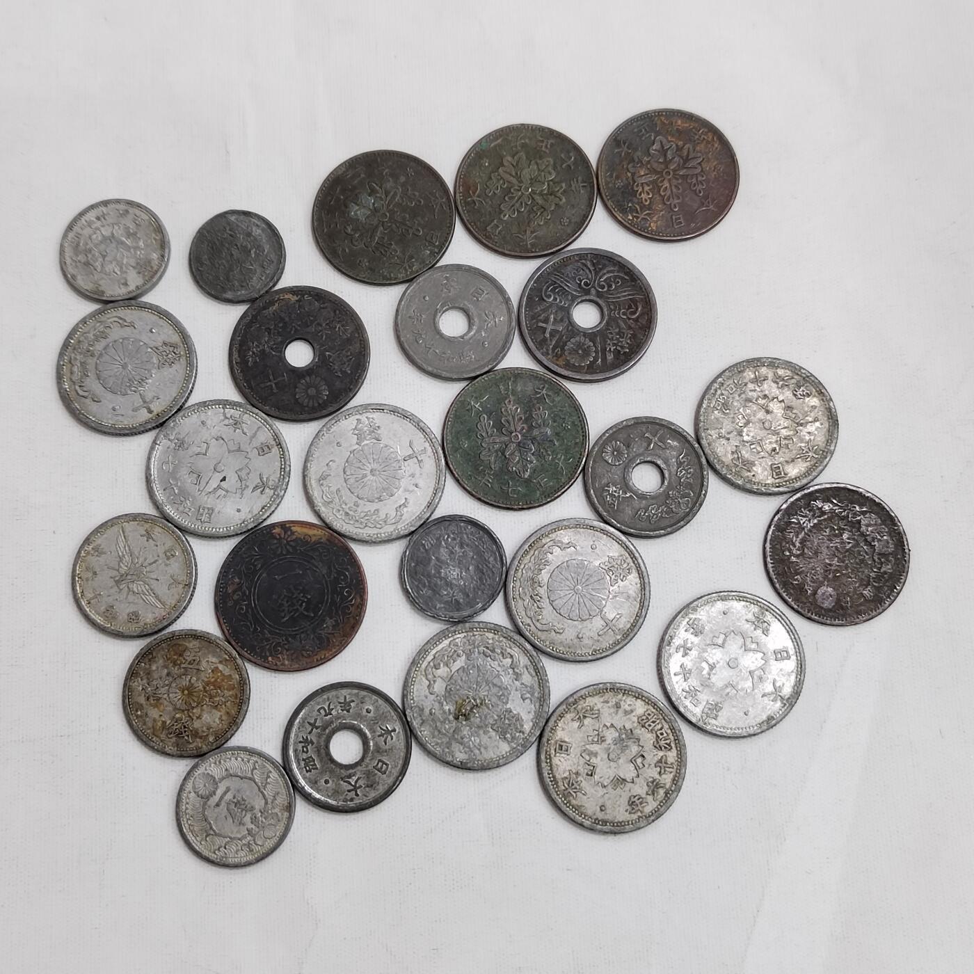 PCAI钱币 6-640  香港币与外币小专场 日本二战币一组