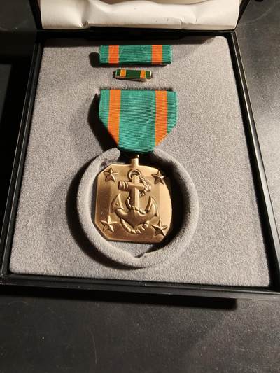 老王徽章第168期 - 美国海军成就奖章    原盒带略和珐琅略