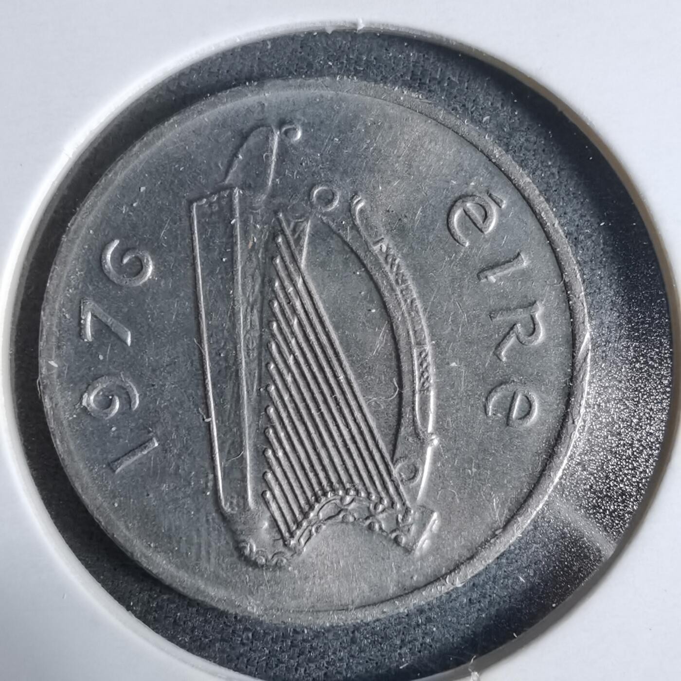 沼泽如烟--第923场 爱尔兰1976年5便士