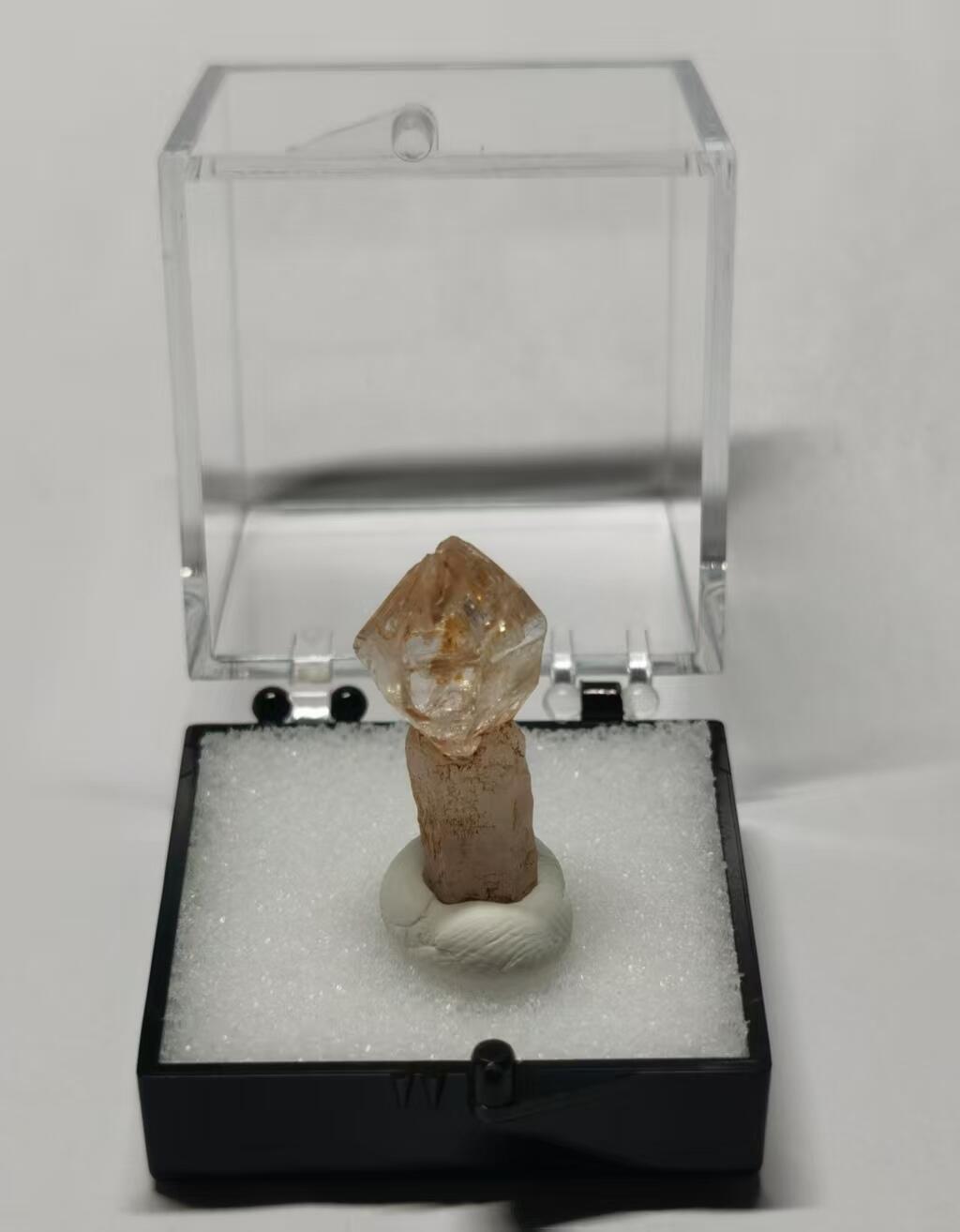 七河·世界钱币杂件水晶矿标小拍（总第30期） 藏家出品 X651 巴基斯坦油胆水晶 盒子矿 本件拍品由合作藏家邮寄，库存编号 698-5