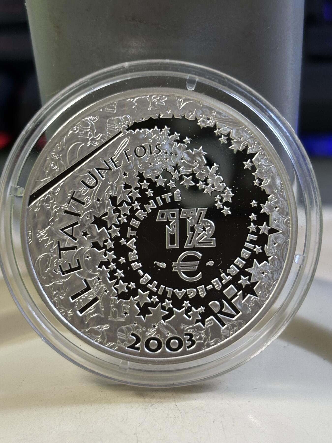 第184期拍卖 法国2003年童话系列匹诺曹彩色纪念银币2，900银，22.2克银价277