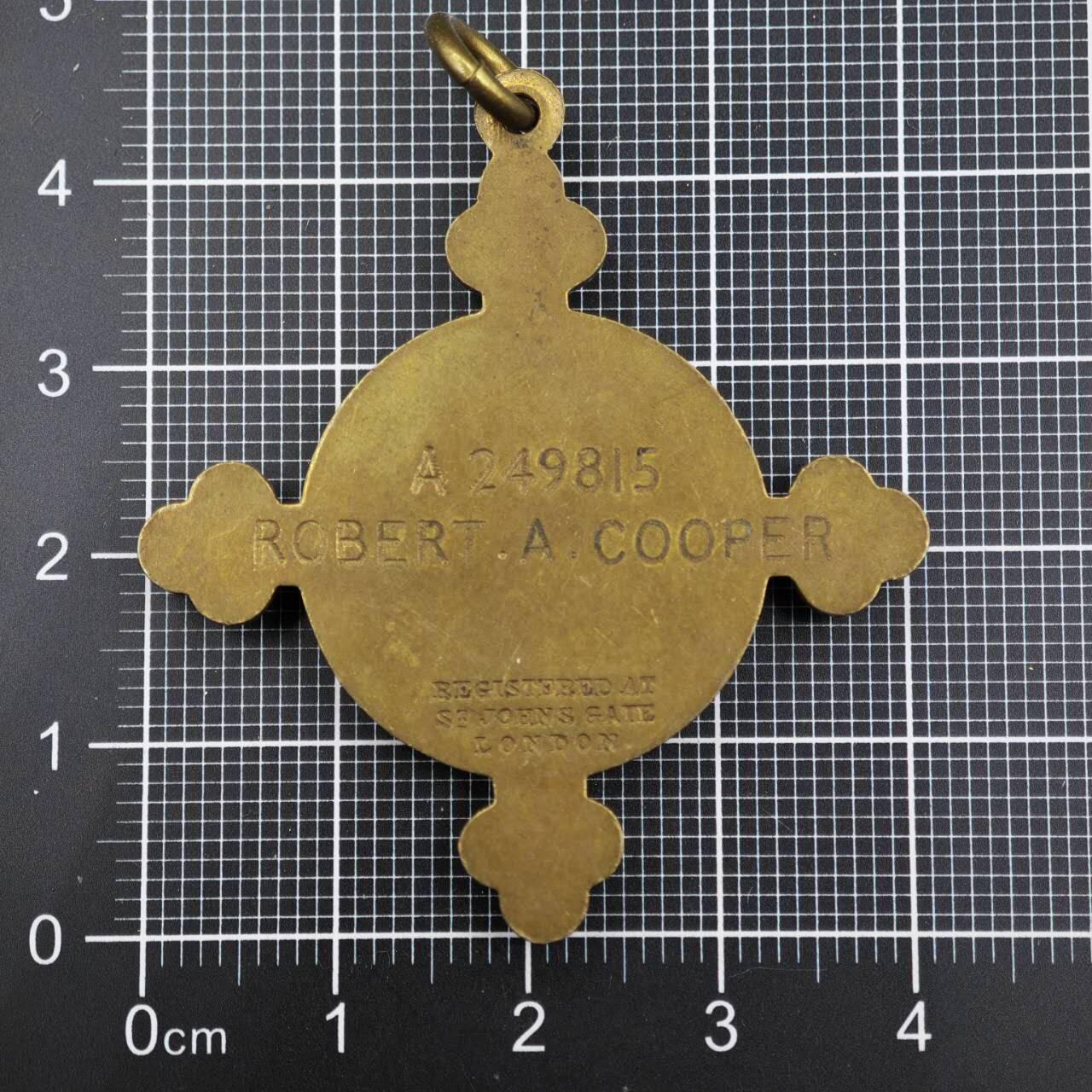 【淘币小摊】限时拍第八百二十三拍  纪念章场  满百包邮可预留两周  周一统一发货   圣约翰救护机构救护员徽章