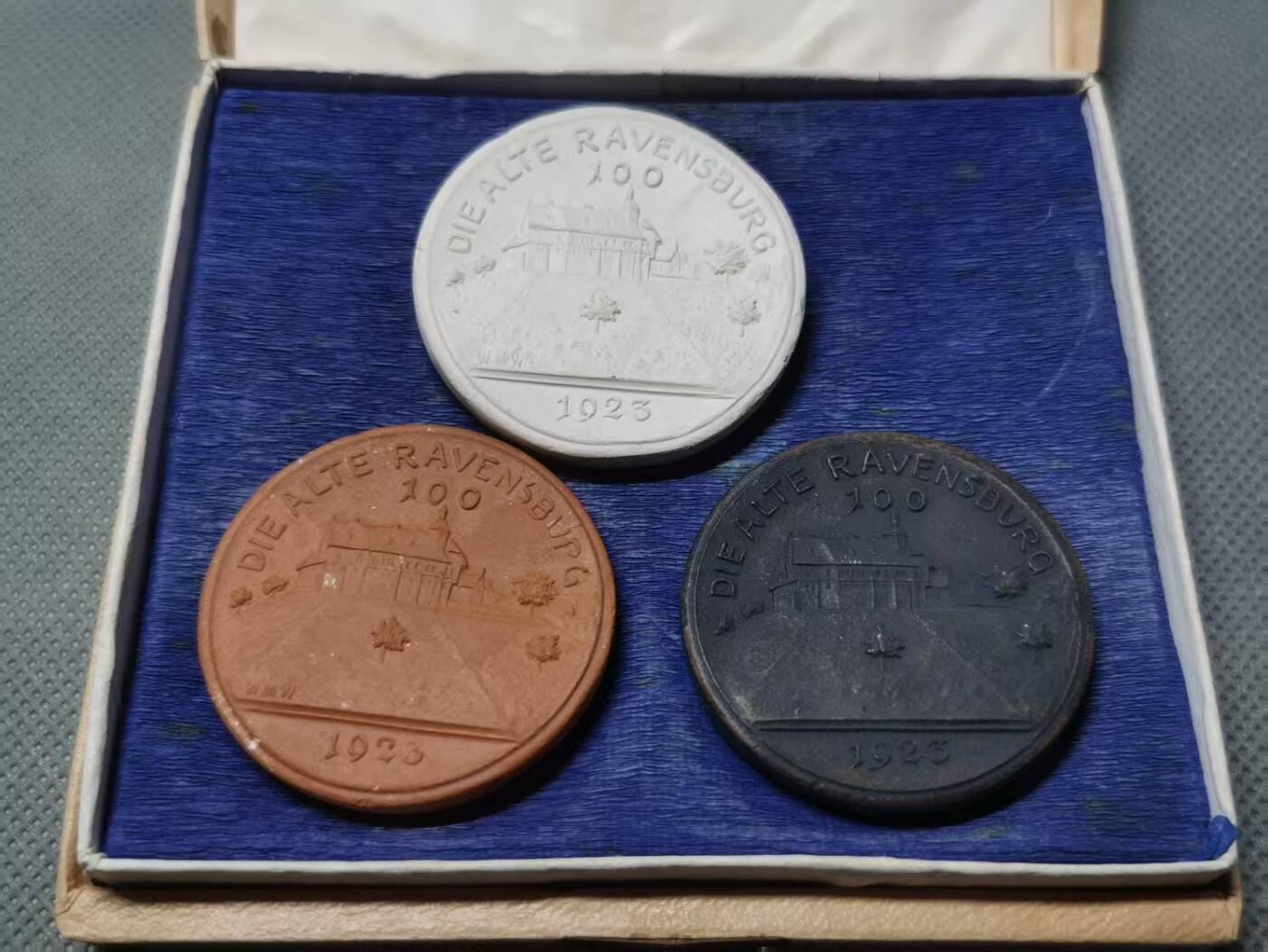 七河·世界钱币杂件水晶矿标小拍（总第30期） 藏家出品X577 巴伐利亚陶制纪念章（原盒） 1923年 