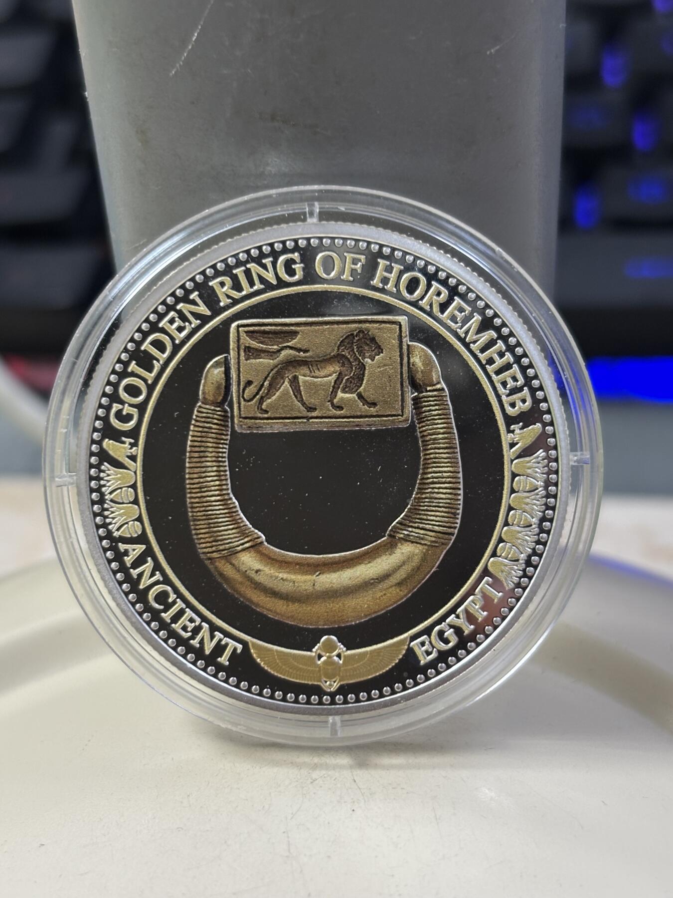 第184期拍卖 所罗门2016年古埃及系列荷伦赫布金戒指彩色银币，999银银价166，12克