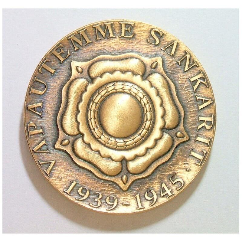 芬兰二战苏芬战争 雪地游击战士兵 高浮雕精制大铜章 45MM