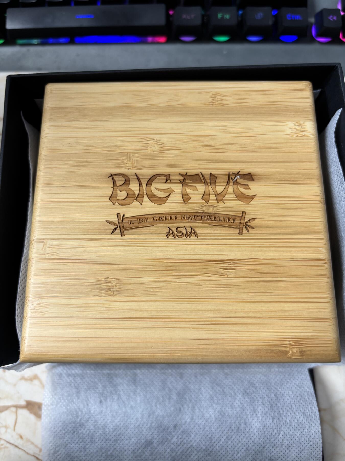 第185期拍卖 科特迪瓦2022年亚洲五霸系列眼镜王蛇5盎司纪念银币，999银，发行999枚