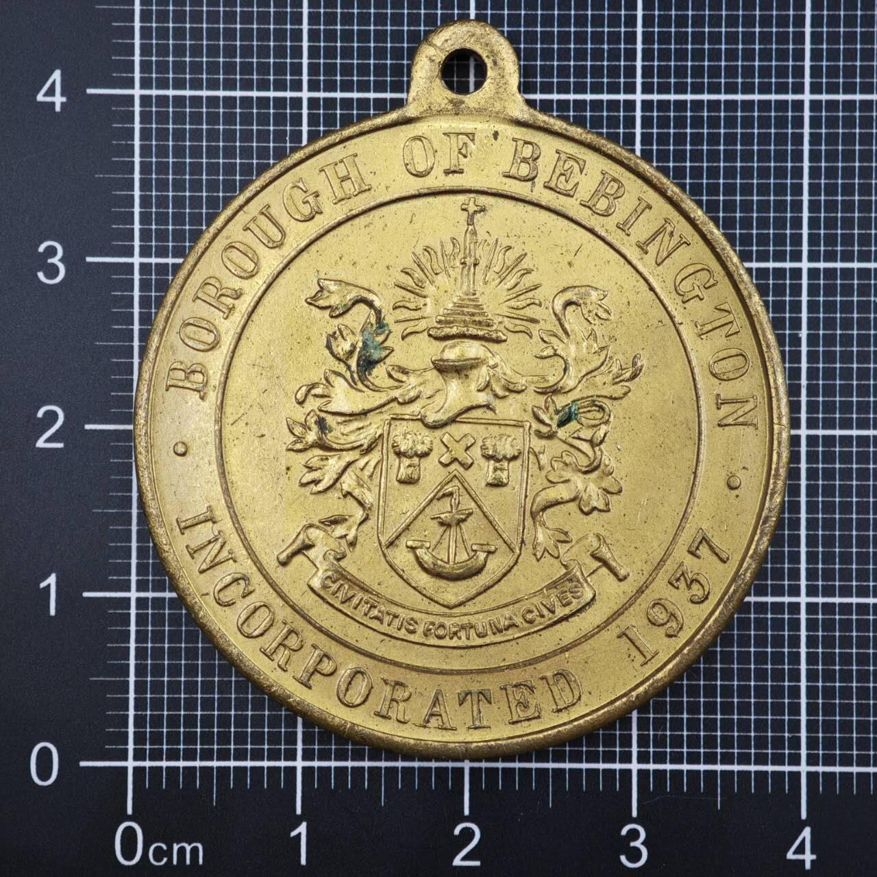 【淘币小摊】限时拍第八百二十三拍  纪念章场  满百包邮可预留两周  周一统一发货  英国贝宾顿1937年成为自治市镇纪念章