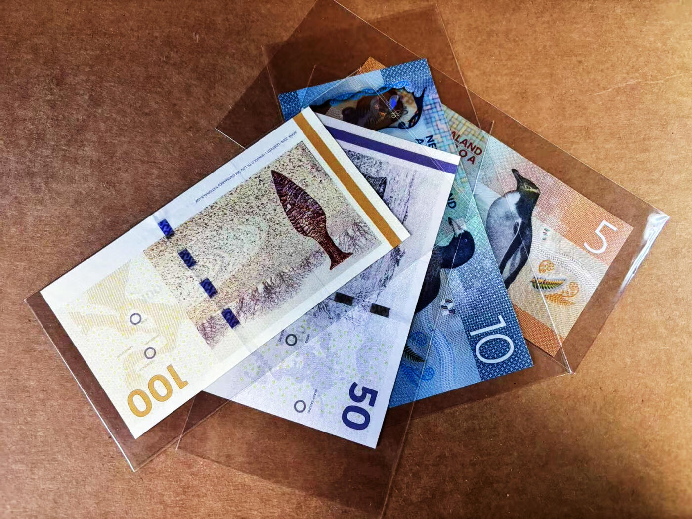 【Blue Auction】世界纸币精拍第759期——18级TOP拍卖/信誉/品质/专业/高效💫 【一组4张】新西兰5-10元&丹麦50-100克朗 全新UNC