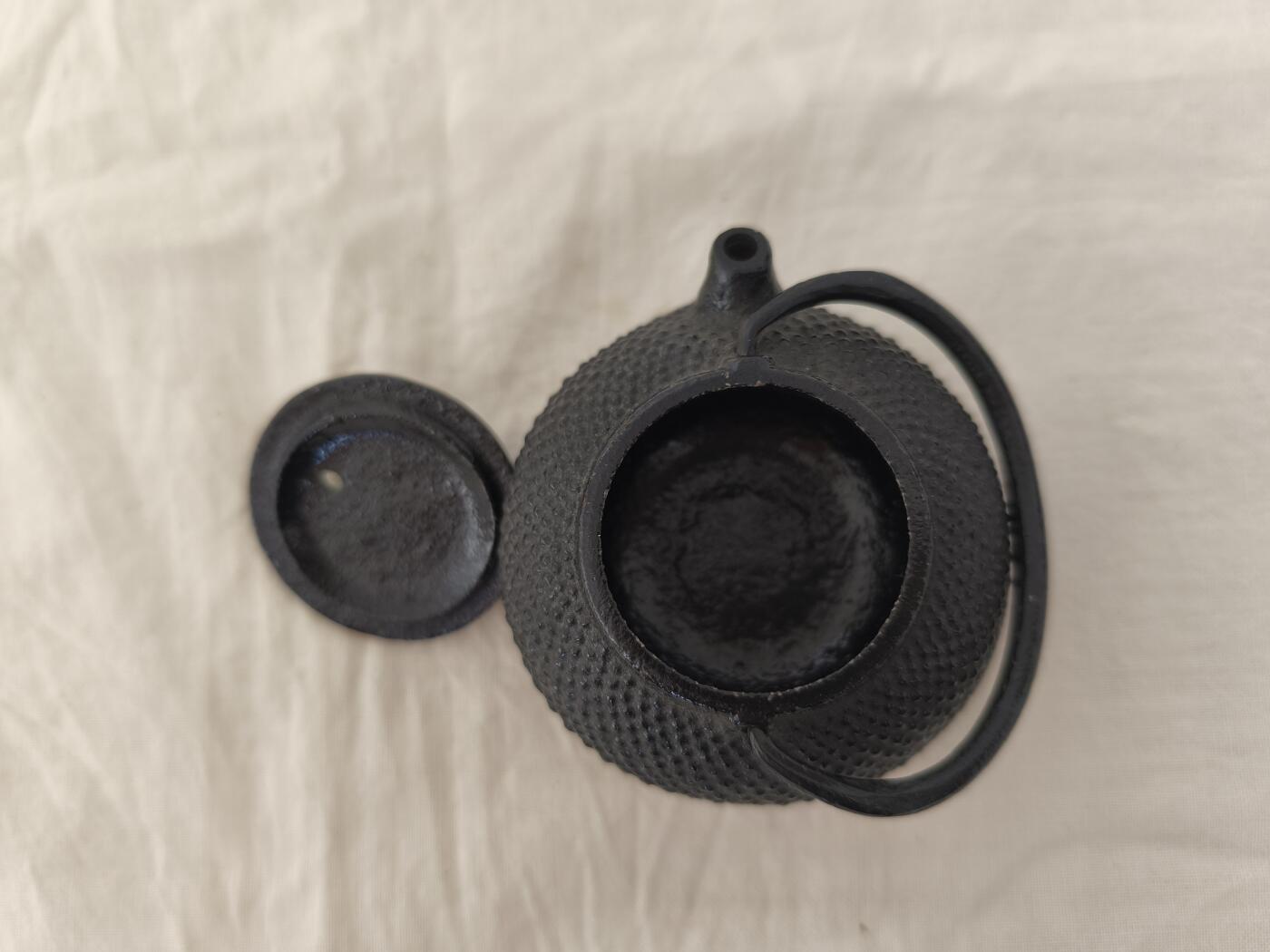 海外回流精品拍卖12.14 日本回流全新未使用小铁壶一把