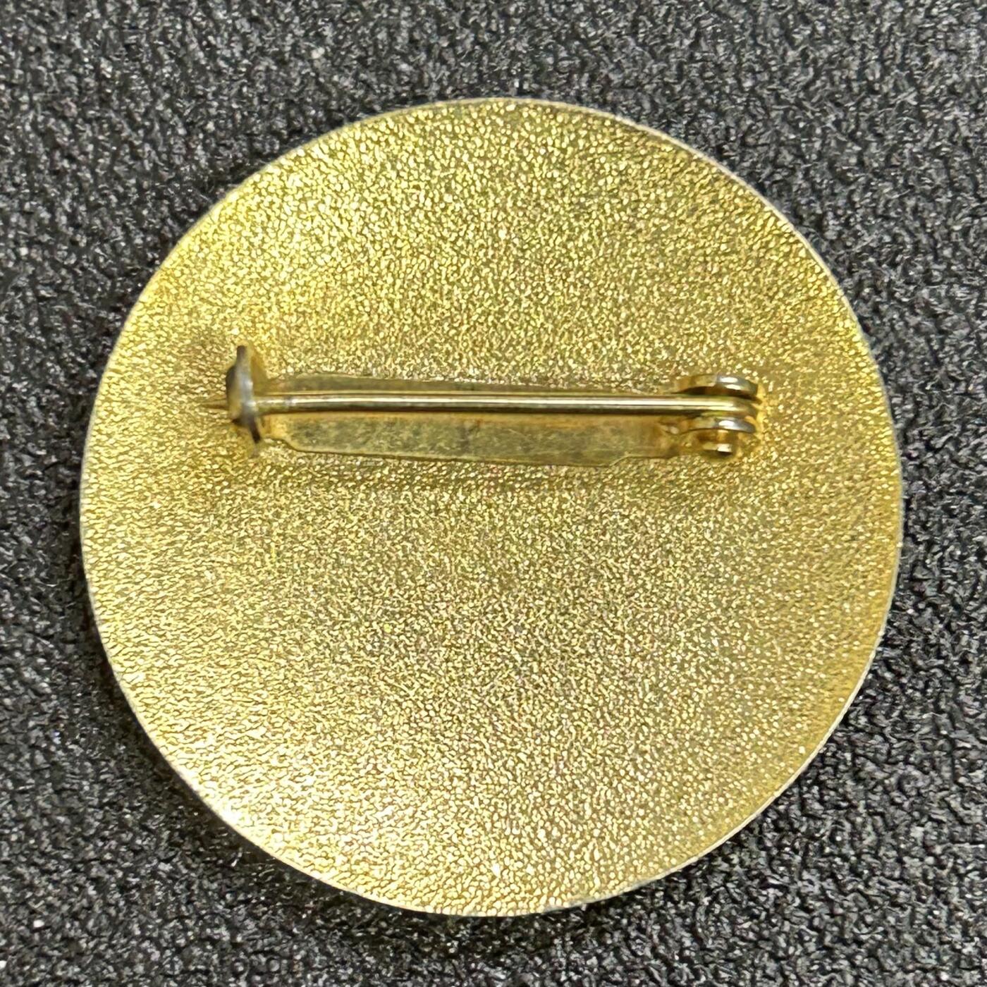 西秦中古拍卖第六十九期 香港红十字会青年团证章