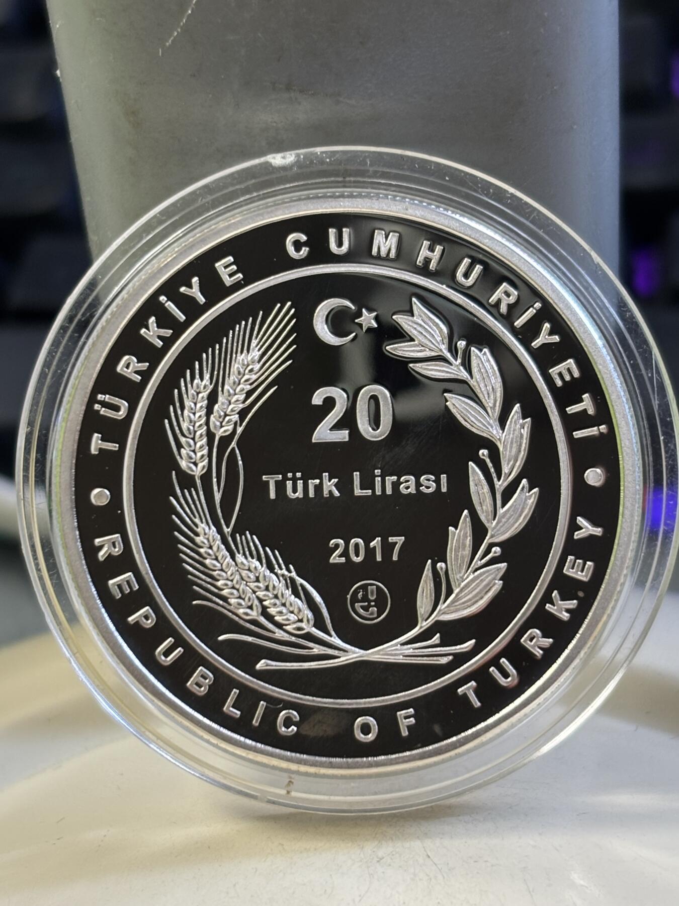 第184期拍卖 土耳其2017年珍稀动物系列蝴蝶1盎司精制纪念银币，925银，发行量2000枚，有氧化，银价399