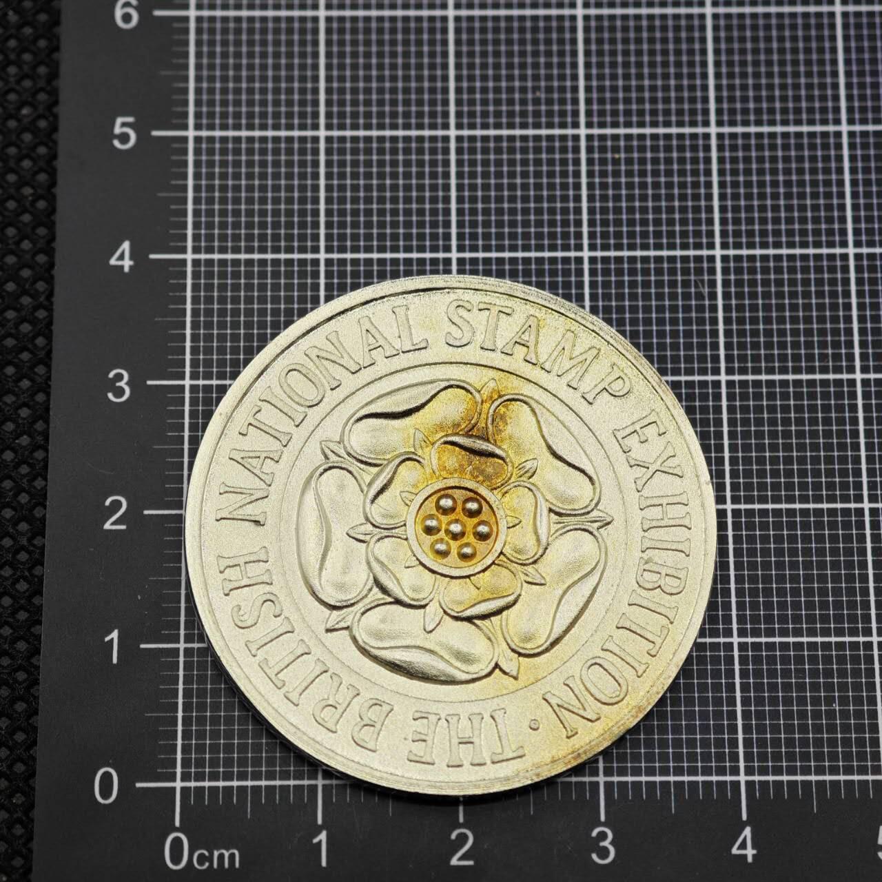 【淘币小摊】限时拍第八百二十三拍  纪念章场  满百包邮可预留两周  周一统一发货   维多利亚女王纪念章