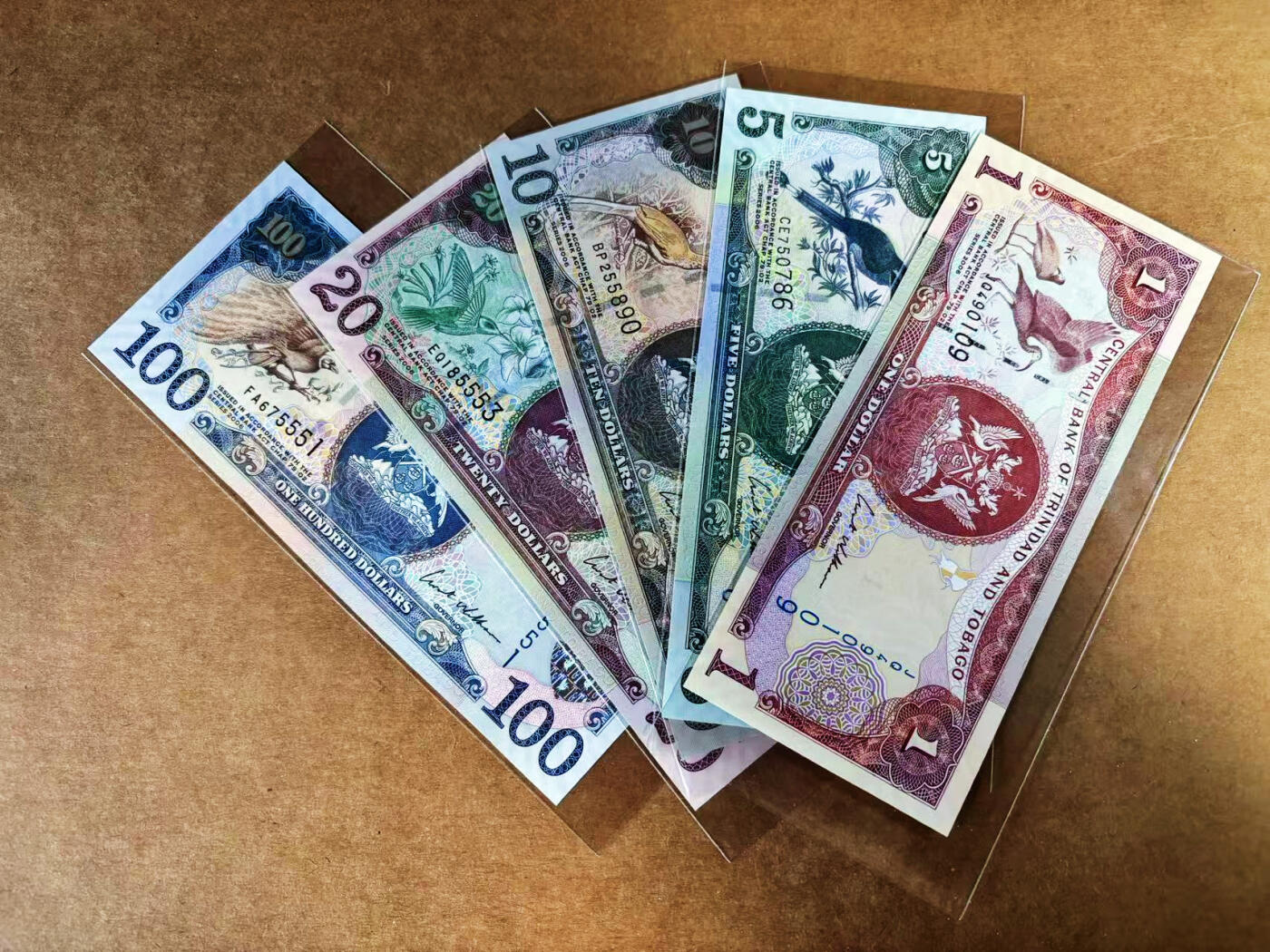 【Blue Auction】世界纸币精拍第759期——18级TOP拍卖/信誉/品质/专业/高效💫 【一组5张】特立尼达和多巴哥 1-100元 全新UNC