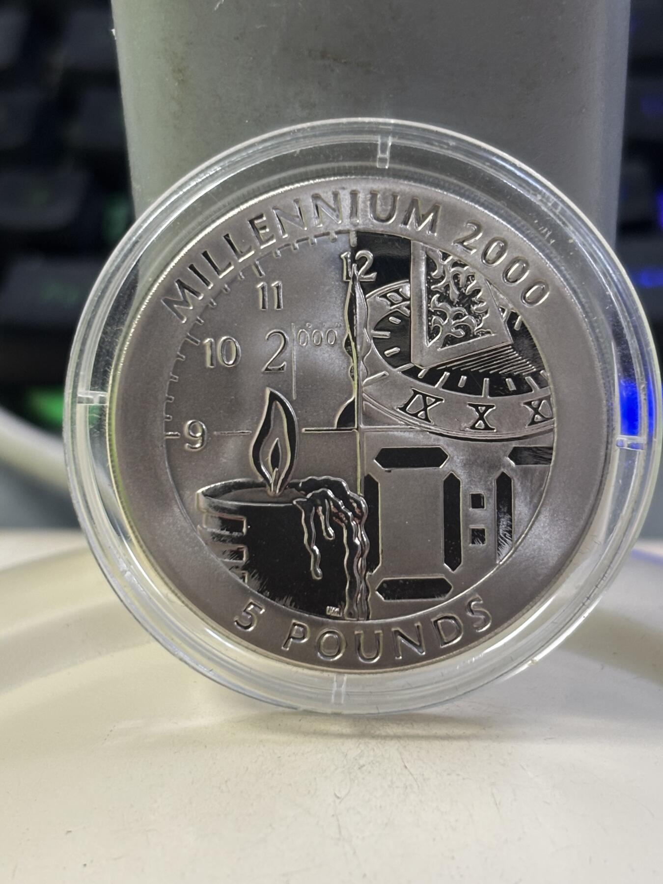 第184期拍卖 直布罗陀1999年5镑千禧年贵金属钛纪念币