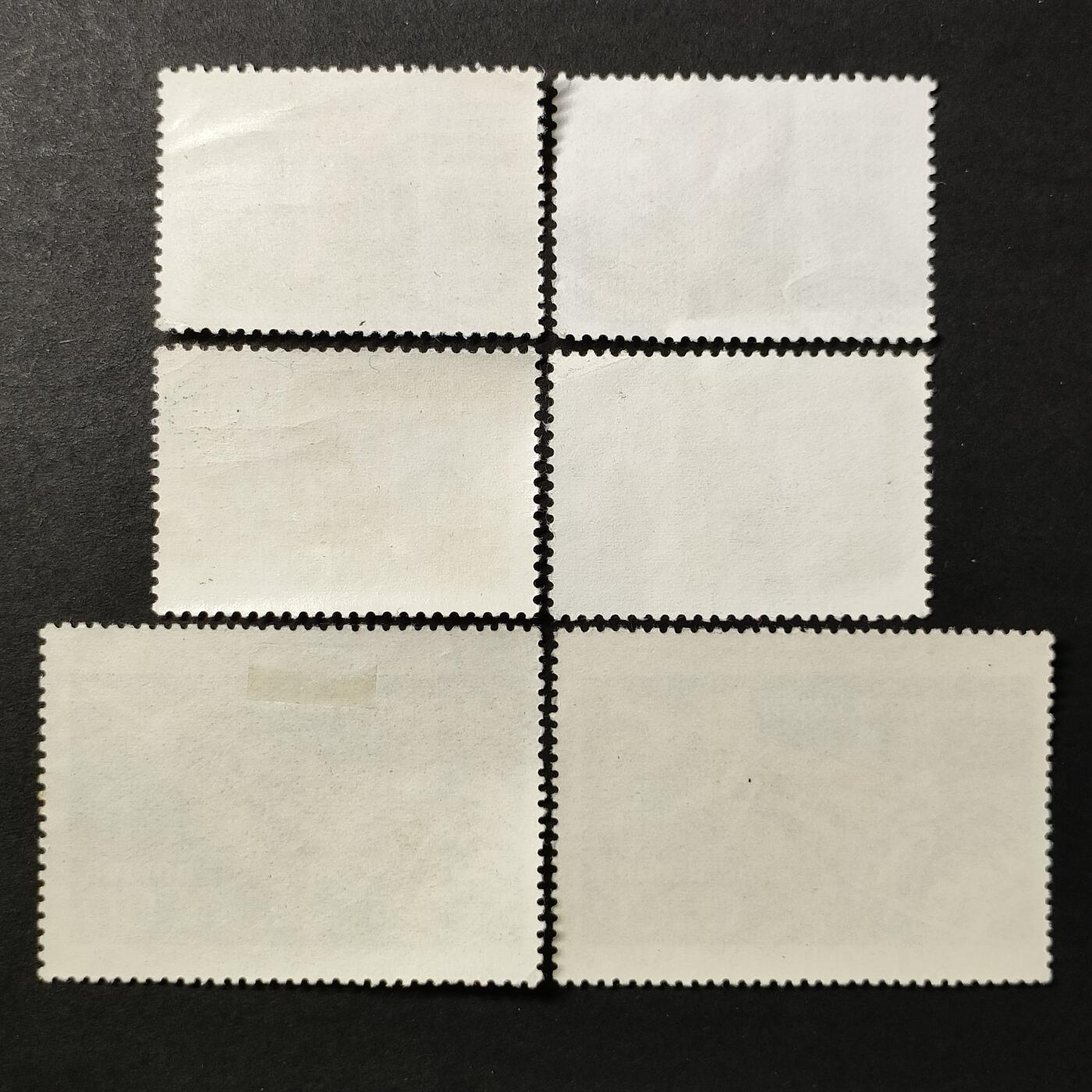 ↓君缘收藏672期☞钱币邮品↓无佣金、可寄存、满30元包邮  苏联邮票，1962年“东方3号”和“东方4号”宇宙飞船首次编队飞行,宇航员安德烈扬·尼古拉耶夫和帕维尔·波波维奇邮票3全，随机发一套