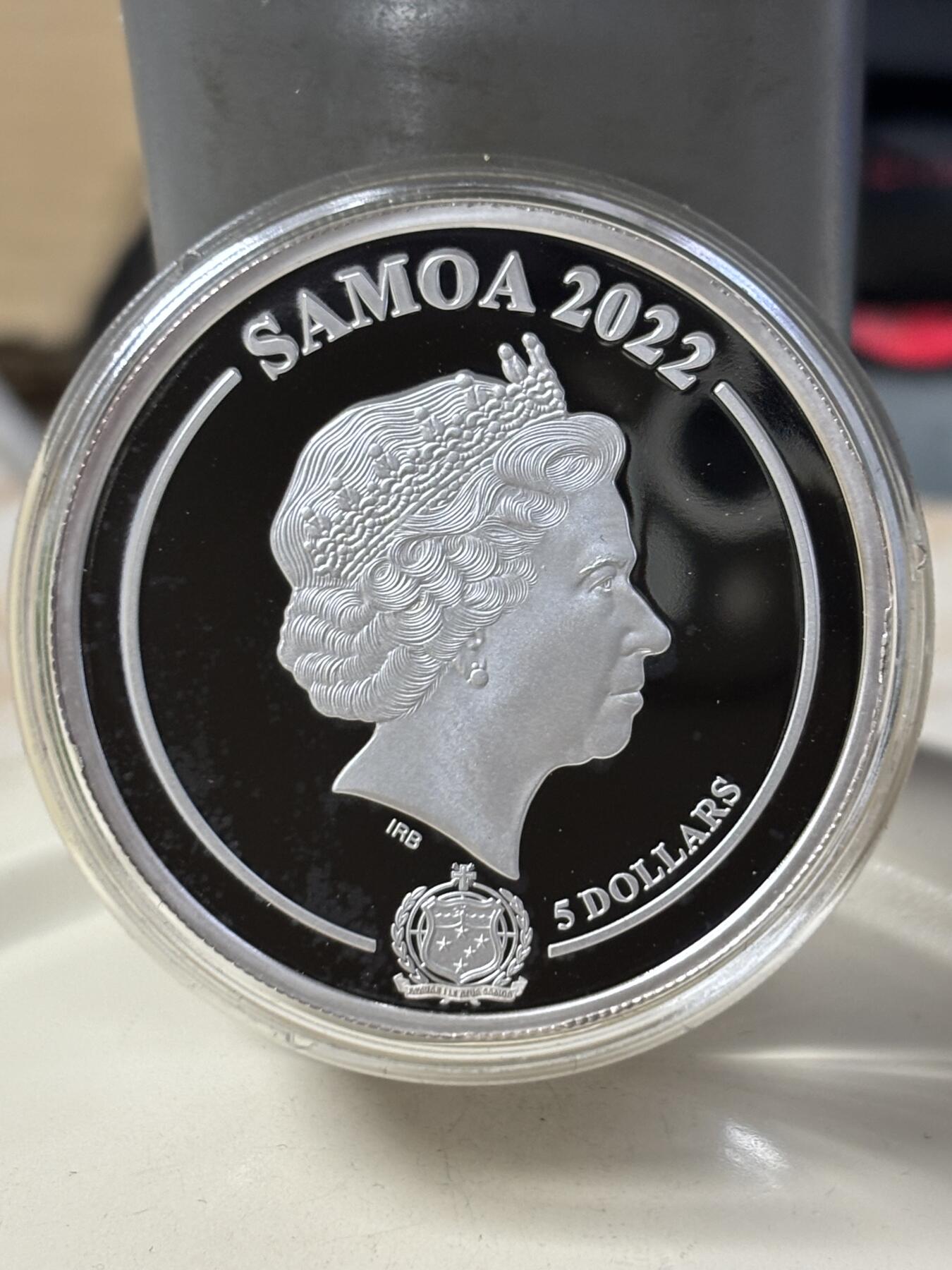 第185期拍卖 萨摩亚2022年黄金昆虫系列1盎司纪念银币3枚全，999银，1盎司*3，发行999枚，稍有氧化