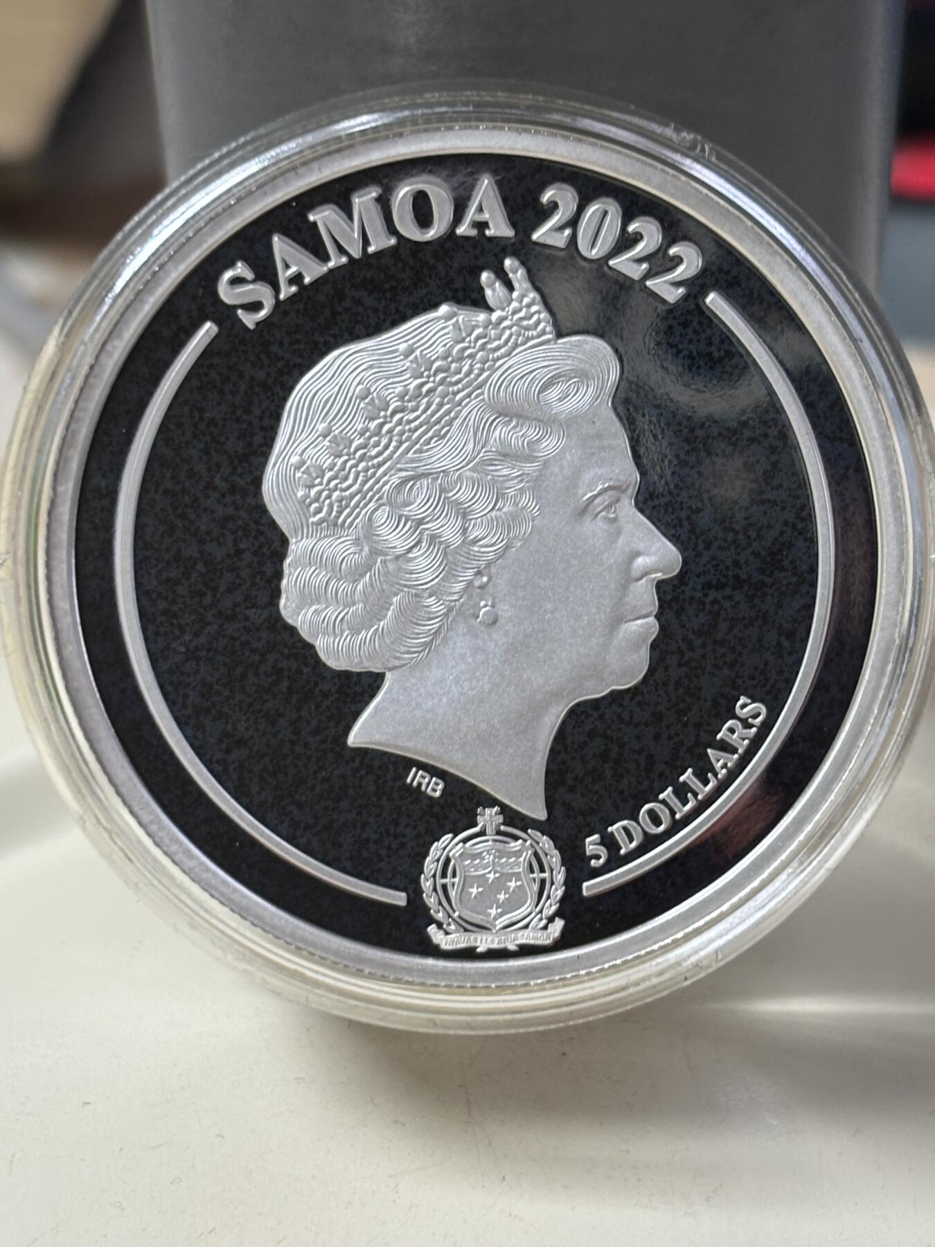 第185期拍卖 萨摩亚2022年黄金昆虫系列1盎司纪念银币3枚全，999银，1盎司*3，发行999枚，稍有氧化