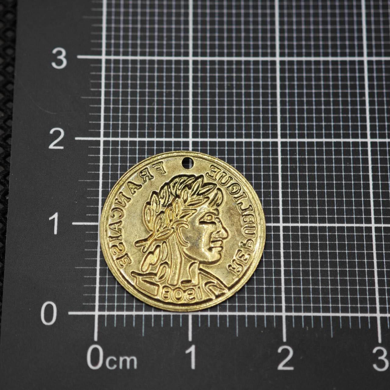 【淘币小摊】限时拍第八百二十三拍  纪念章场  满百包邮可预留两周  周一统一发货   法国纪念章