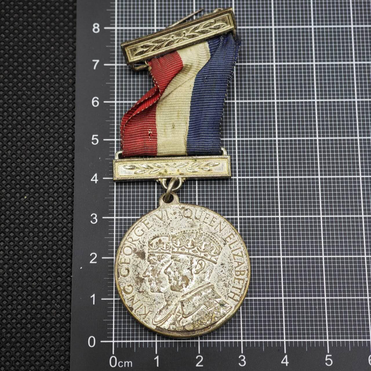 【淘币小摊】限时拍第八百二十三拍  纪念章场  满百包邮可预留两周  周一统一发货   马恩岛1937年乔治六世加冕纪念章