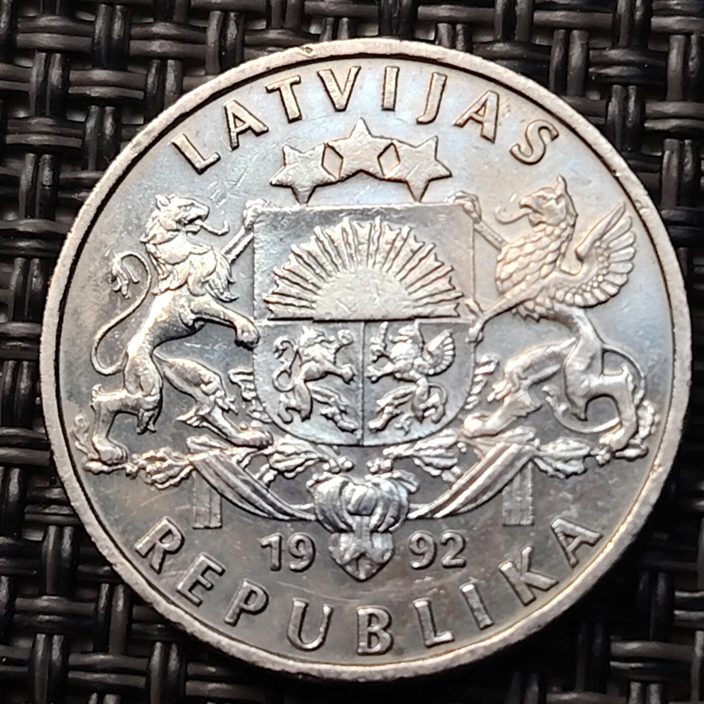 布加迪🐬～世界钱币(上海)🌾第 263 期 /  各国套币和散币