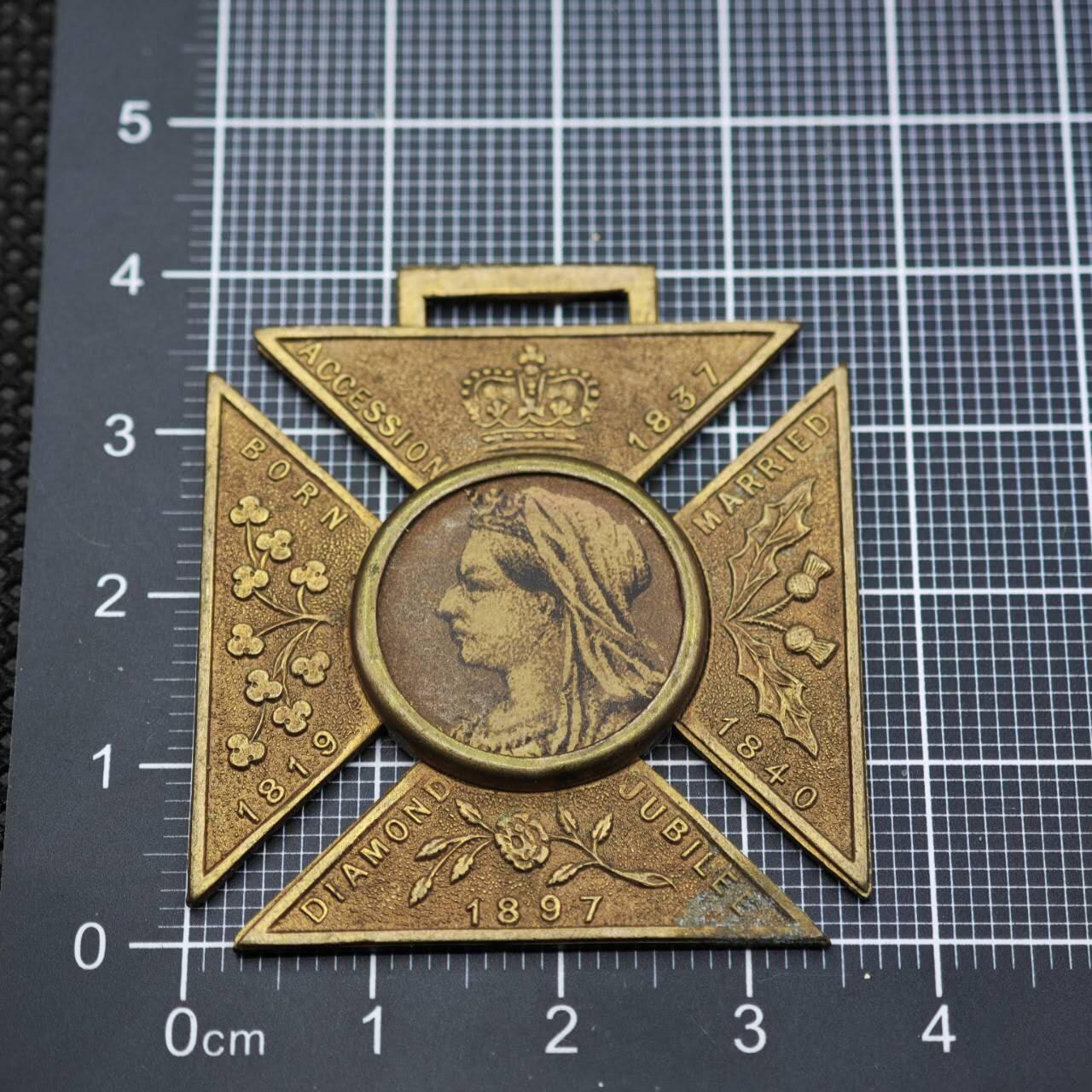 【淘币小摊】限时拍第八百二十三拍  纪念章场  满百包邮可预留两周  周一统一发货 