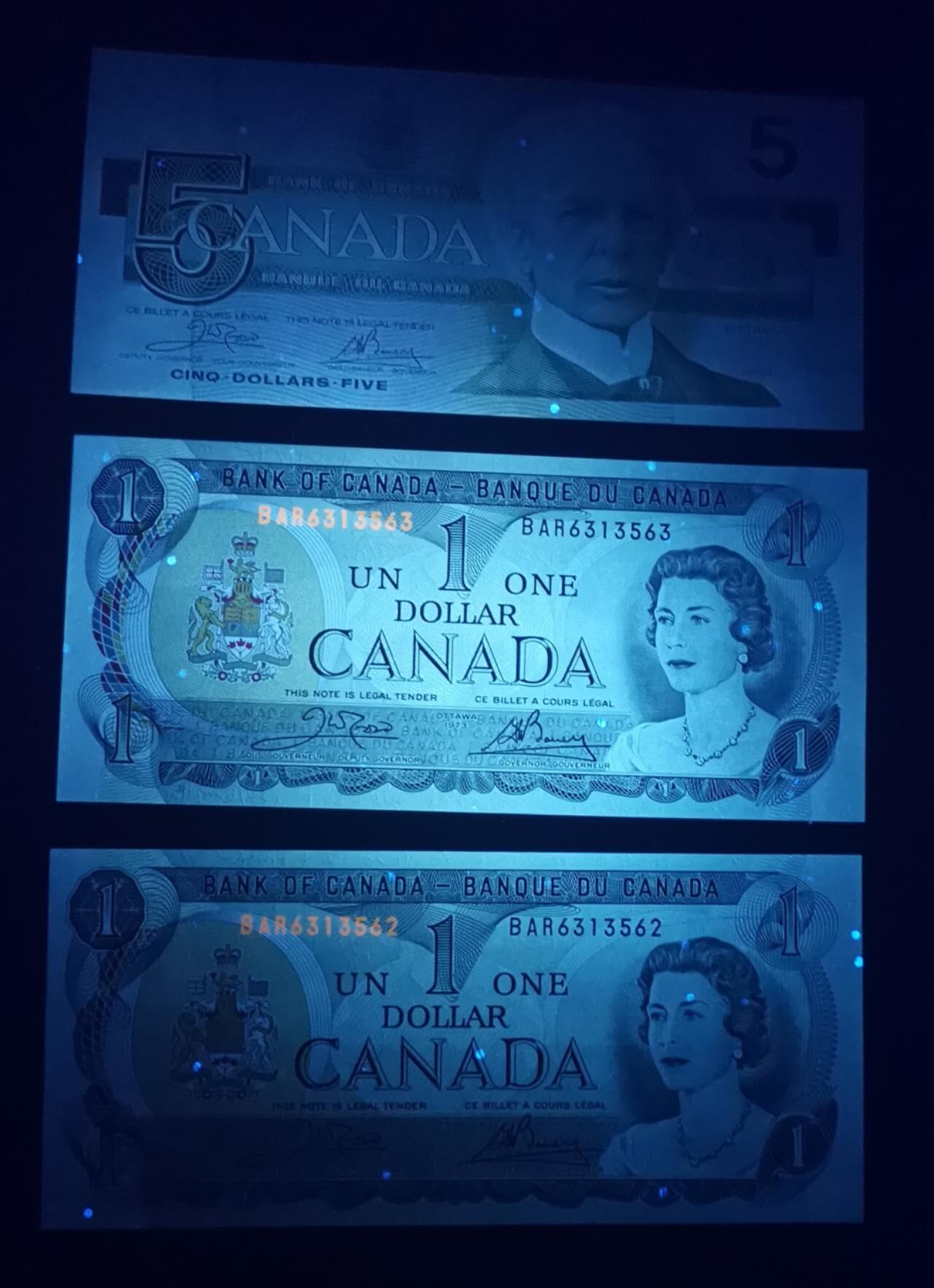 《艾美收藏》第223期-12.7周日外币畅拍 (3张)加拿大5镑&1镑UNC 年份及签名如图