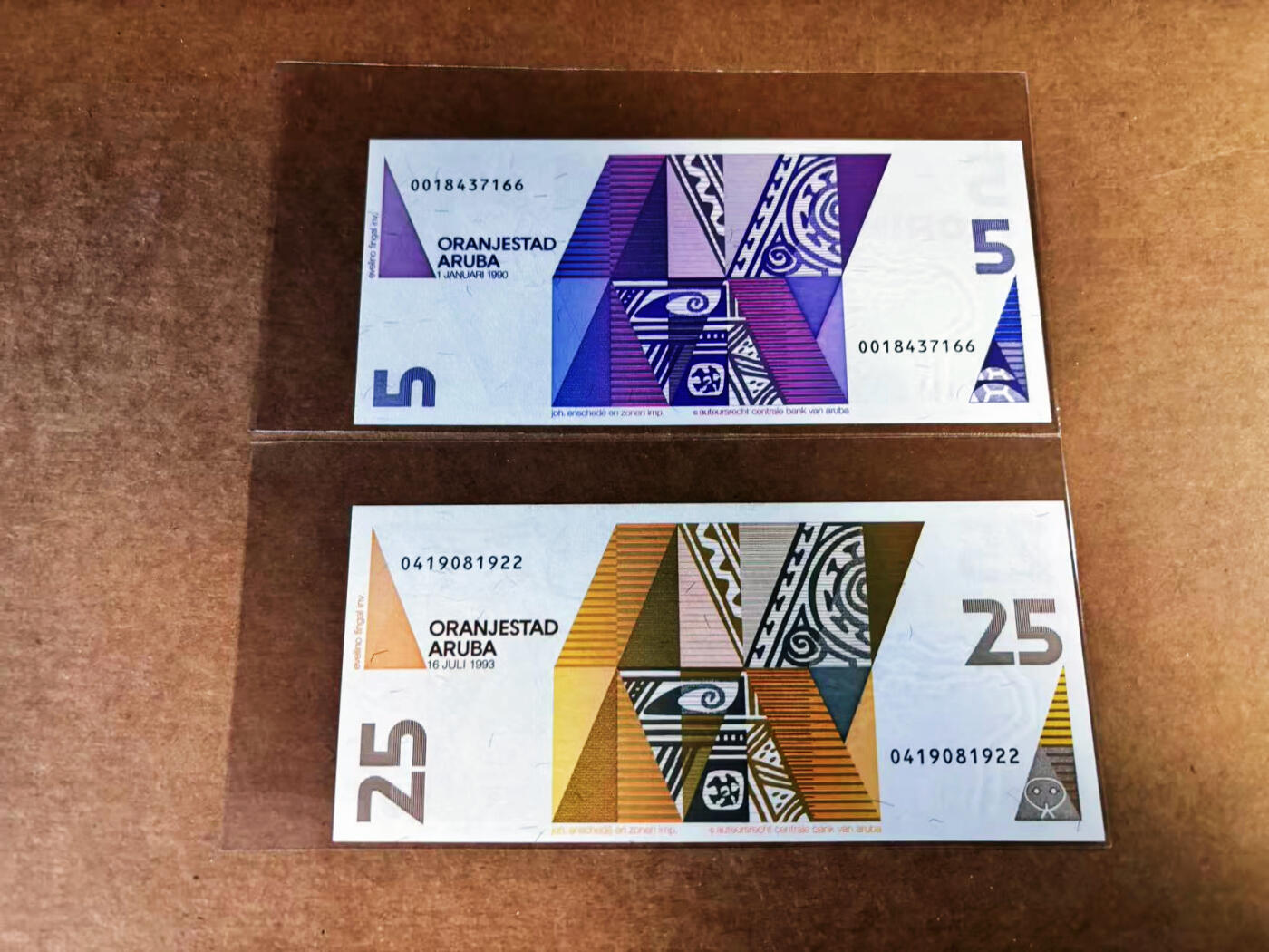 【Blue Auction】世界纸币精拍第759期——18级TOP拍卖/信誉/品质/专业/高效💫 【一组2张】阿鲁巴 5-25弗罗林 全新UNC