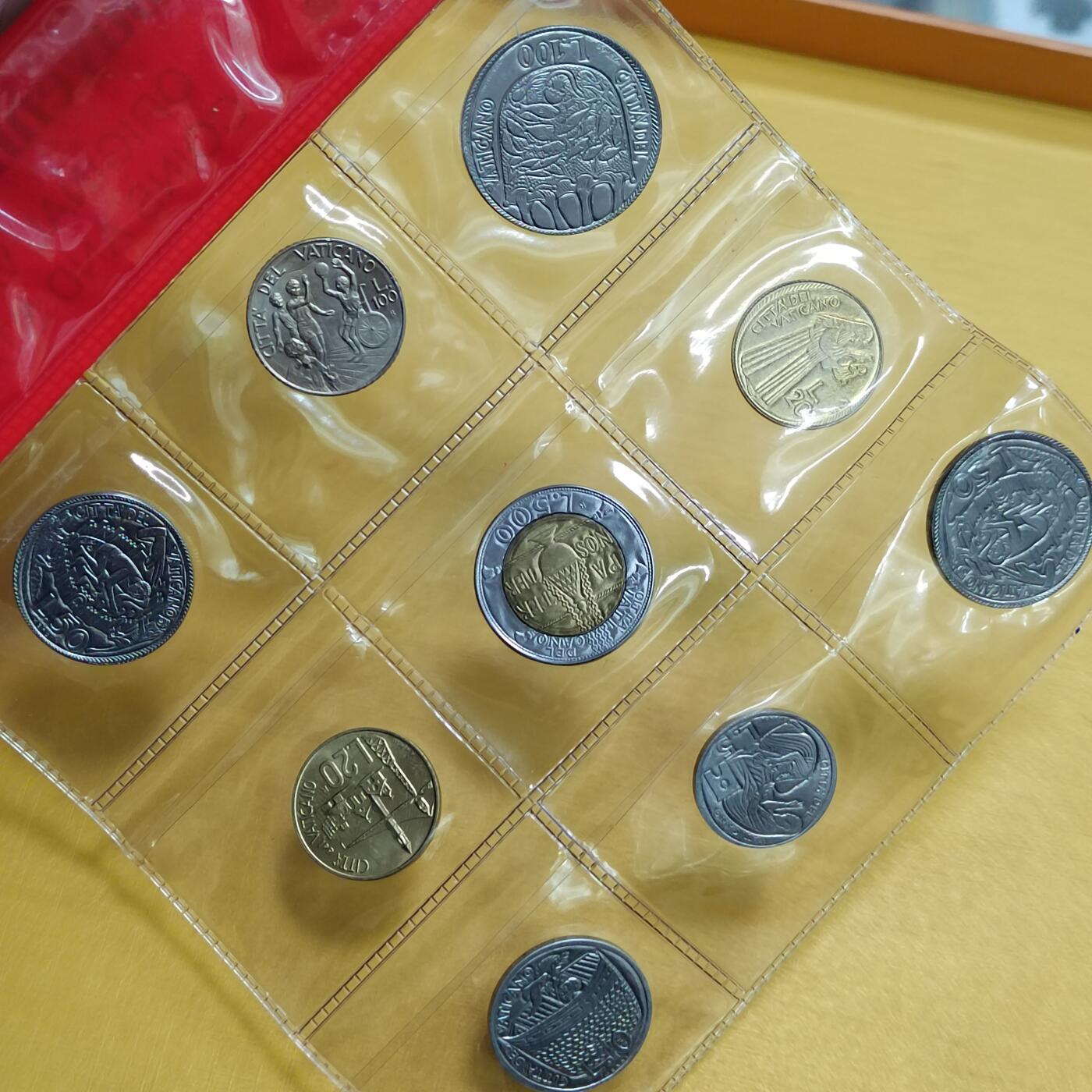 PCAI钱币 8-643  钱币等藏品小专场 外币一套