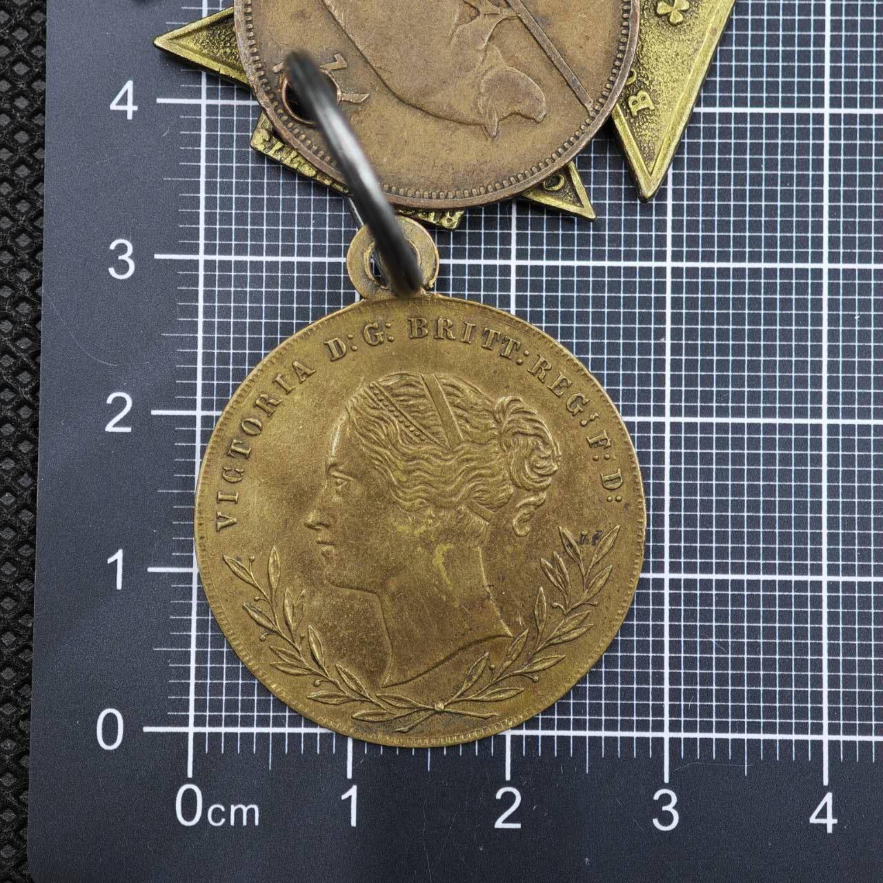 【淘币小摊】限时拍第八百二十三拍  纪念章场  满百包邮可预留两周  周一统一发货   英国1887年维多利亚女王登基50周年纪念章