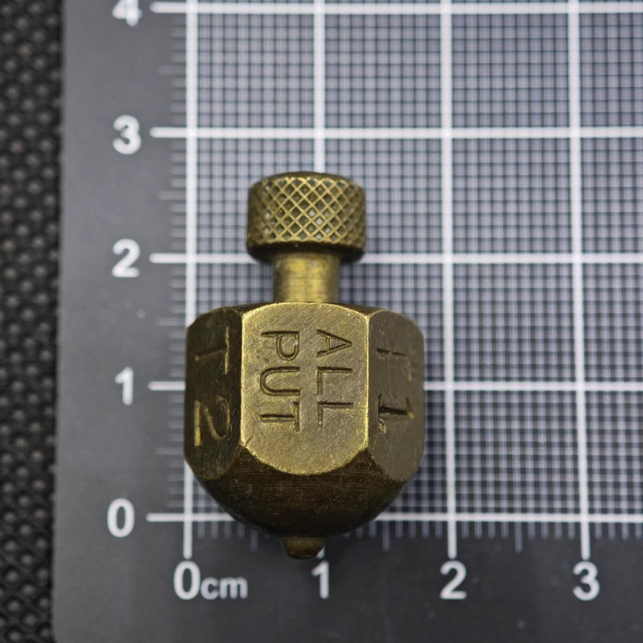 【淘币小摊】限时拍第八百二十三拍  纪念章场  满百包邮可预留两周  周一统一发货   老铜帽