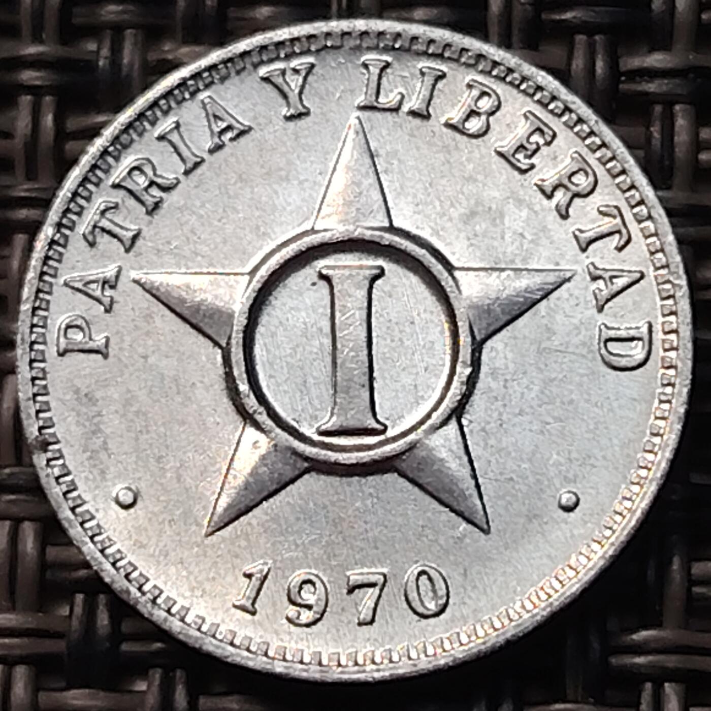 布加迪🐬～世界钱币(上海)🌾第 263 期 /  各国套币和散币 古巴🇨🇺 1970年 1分铝币