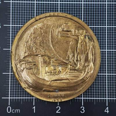 【淘币小摊】限时拍第八百二十三拍  纪念章场  满百包邮可预留两周  周一统一发货  -  英国1953年伊丽莎白二世女王加冕纪念章