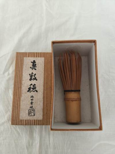 海外回流精品拍卖12.14 - 原盒全新抹茶刷一只