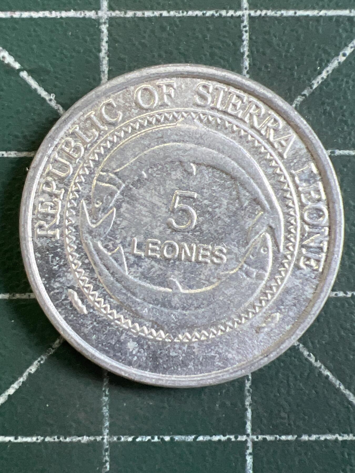 第1065 硬币专场 （无押金，捡漏，全场50包邮，偏远地区除外，接收代拍业务，本店十天发一次货） 塞拉利昂 5 利昂