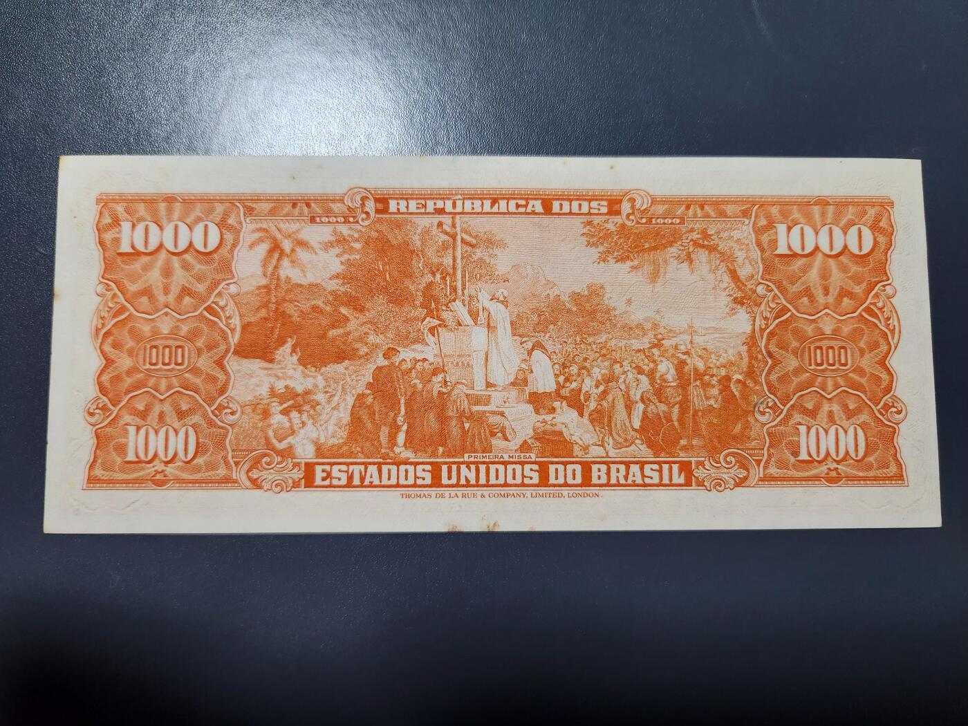 12月6号晚上8点 外国纸币自动截拍第70场 巴西1000近新有黄