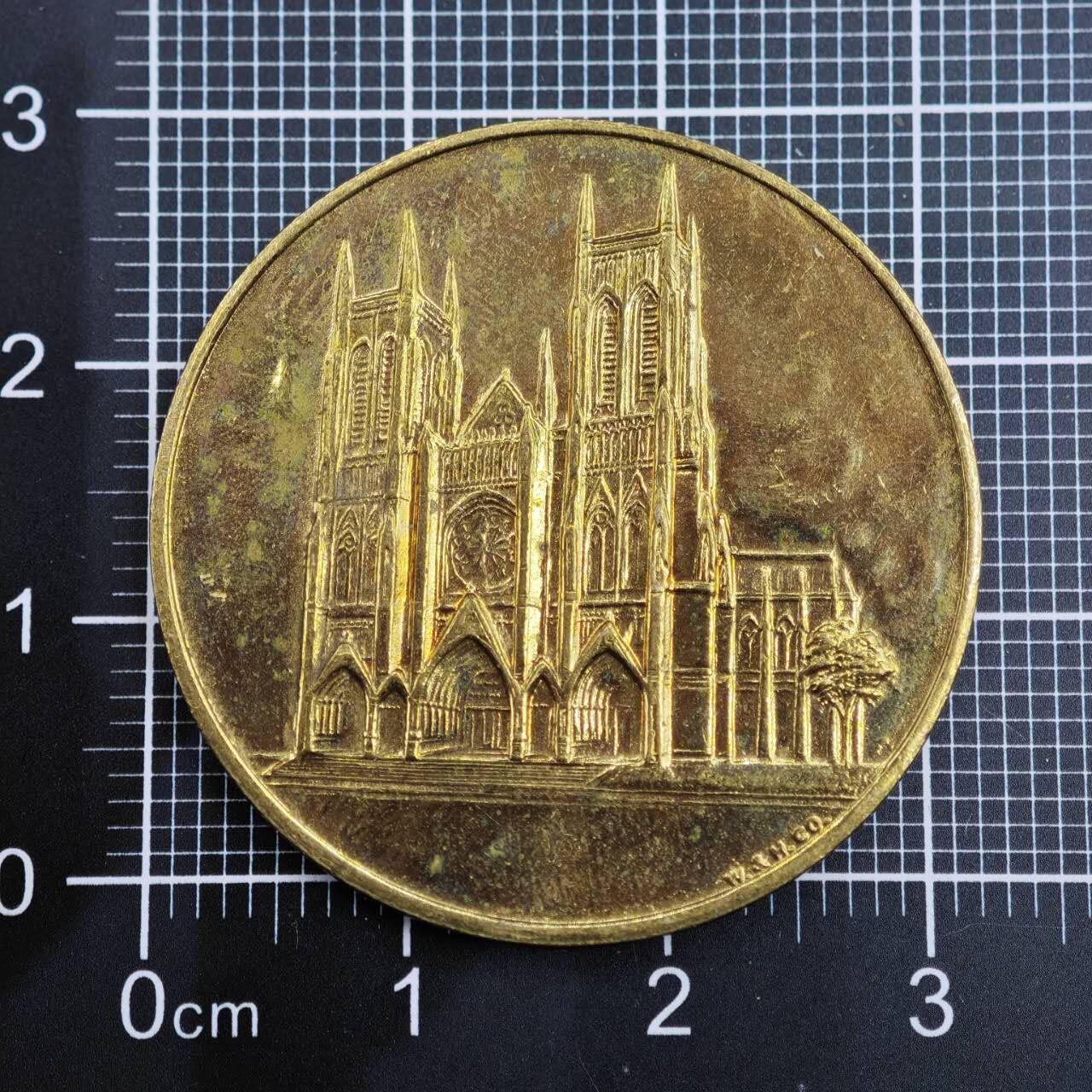 【淘币小摊】限时拍第八百二十三拍  纪念章场  满百包邮可预留两周  周一统一发货   巴黎圣母院纪念章