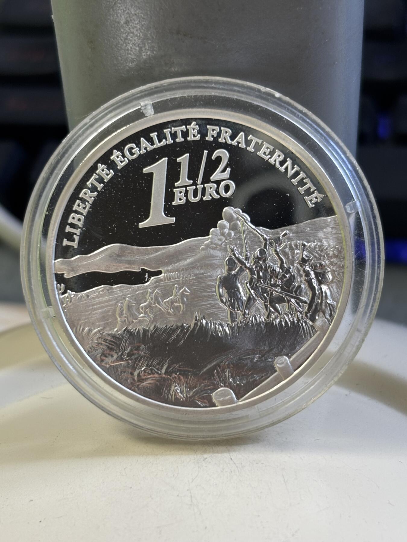 第184期拍卖 法国2005年奥斯特利茨战役200周年纪念银币，900银，22.2克，发行15000枚，有氧化，银价277