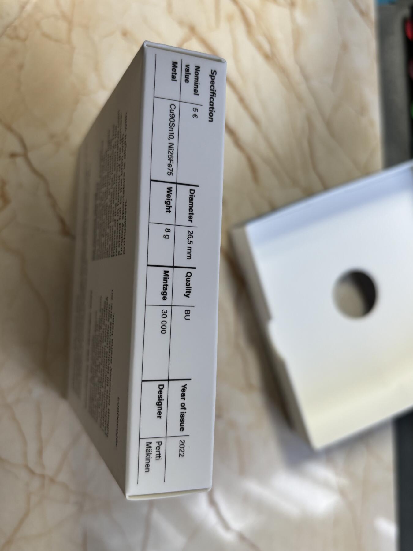 第184期拍卖 芬兰2022年曲棍球5欧双色精制纪念币