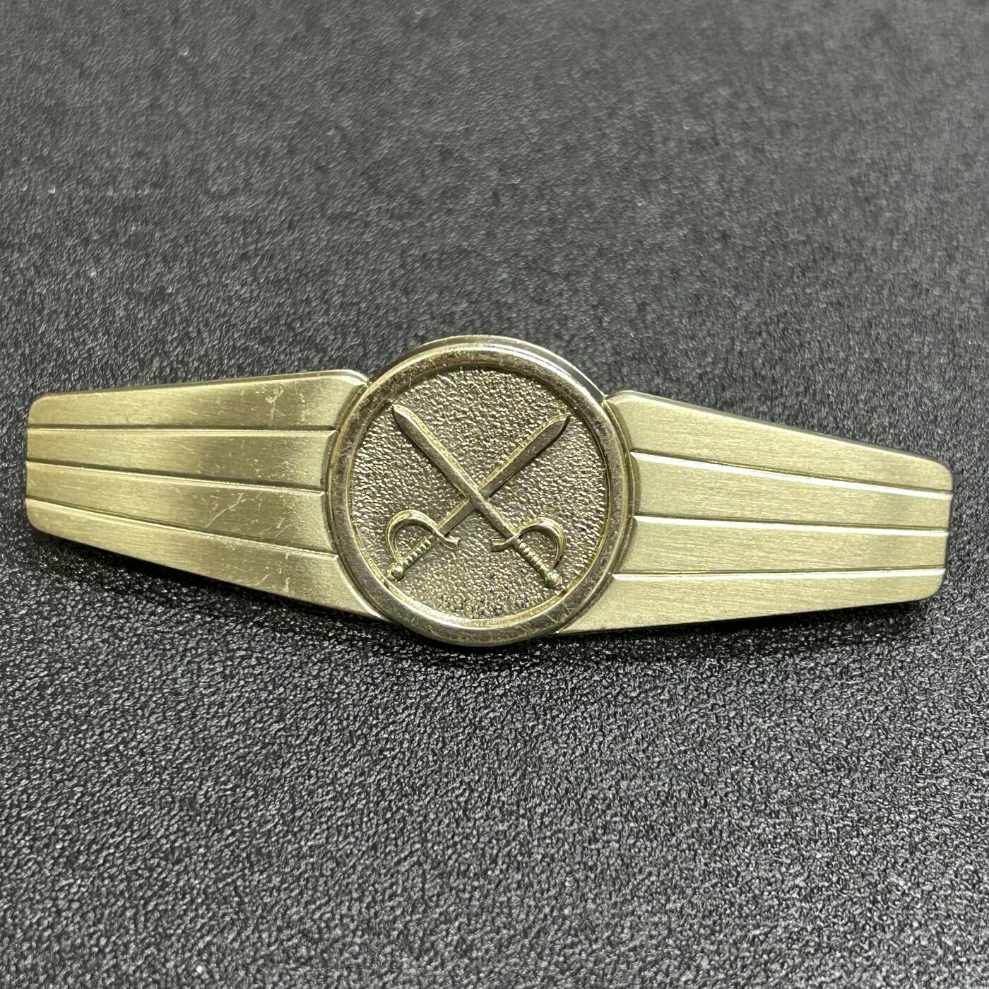 西秦中古拍卖第六十九期 西德 联邦德国银级通用技术胸章证章