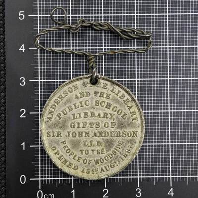 【淘币小摊】限时拍第八百二十三拍  纪念章场  满百包邮可预留两周  周一统一发货  -  安德森公共图书馆及学校成立纪念章