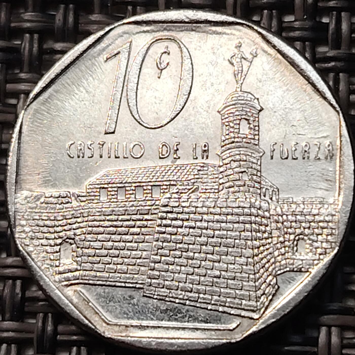 布加迪🐬～世界钱币(上海)🌾第 263 期 /  各国套币和散币 古巴🇨🇺 2000年 10分外汇币 镀镍钢