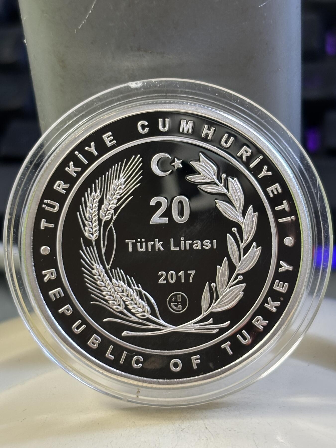 第184期拍卖 土耳其2017年珍稀动物系列蝴蝶1盎司精制纪念银币，925银，发行量2000枚，有氧化，银价399