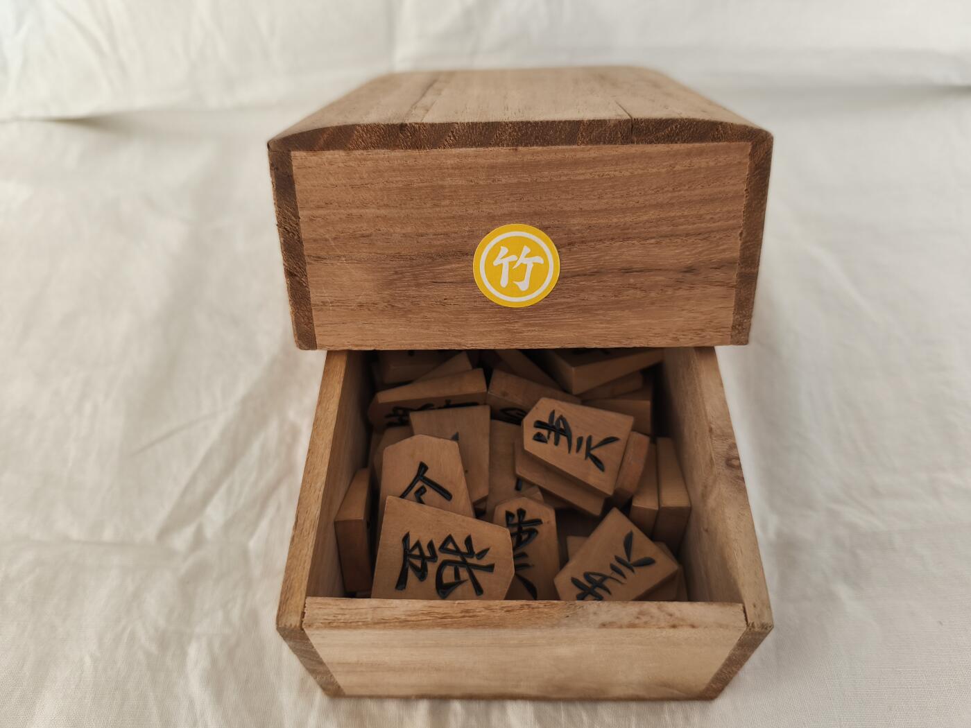 海外回流精品拍卖12.14 日本回流原盒竹将棋一套