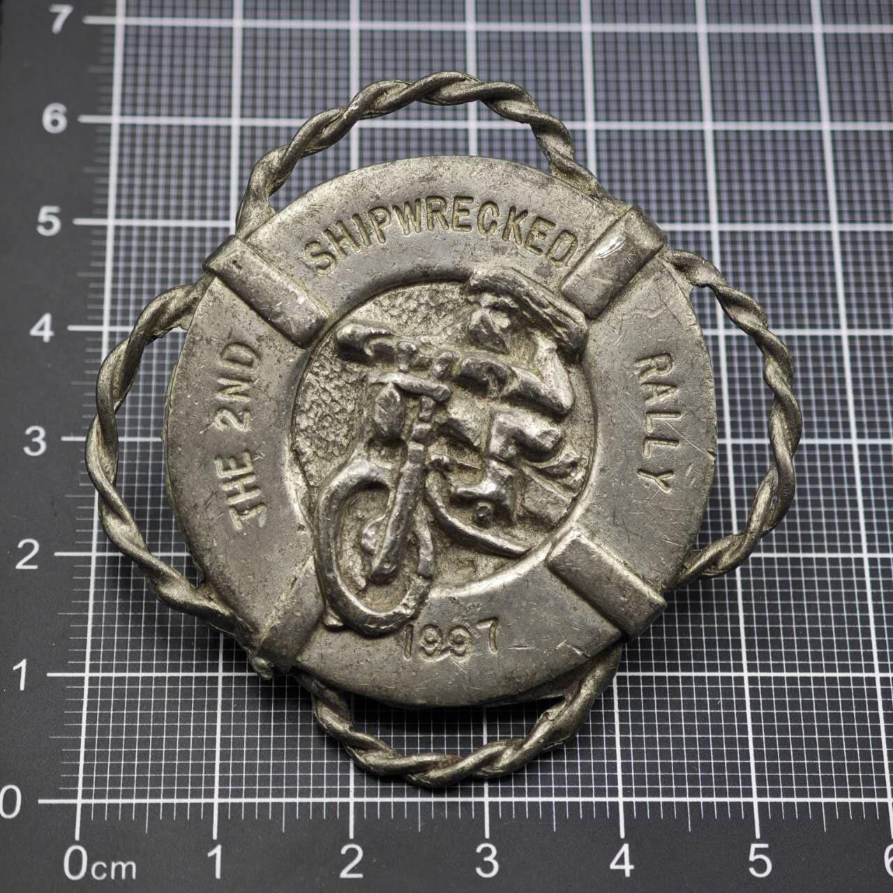 【淘币小摊】限时拍第八百二十三拍  纪念章场  满百包邮可预留两周  周一统一发货   1997年摩托车纪念章