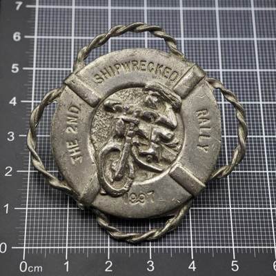 【淘币小摊】限时拍第八百二十三拍  纪念章场  满百包邮可预留两周  周一统一发货  -  1997年摩托车纪念章