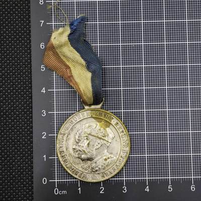 【淘币小摊】限时拍第八百二十三拍  纪念章场  满百包邮可预留两周  周一统一发货  -  英国1935年乔治五世登基25周年纪念章