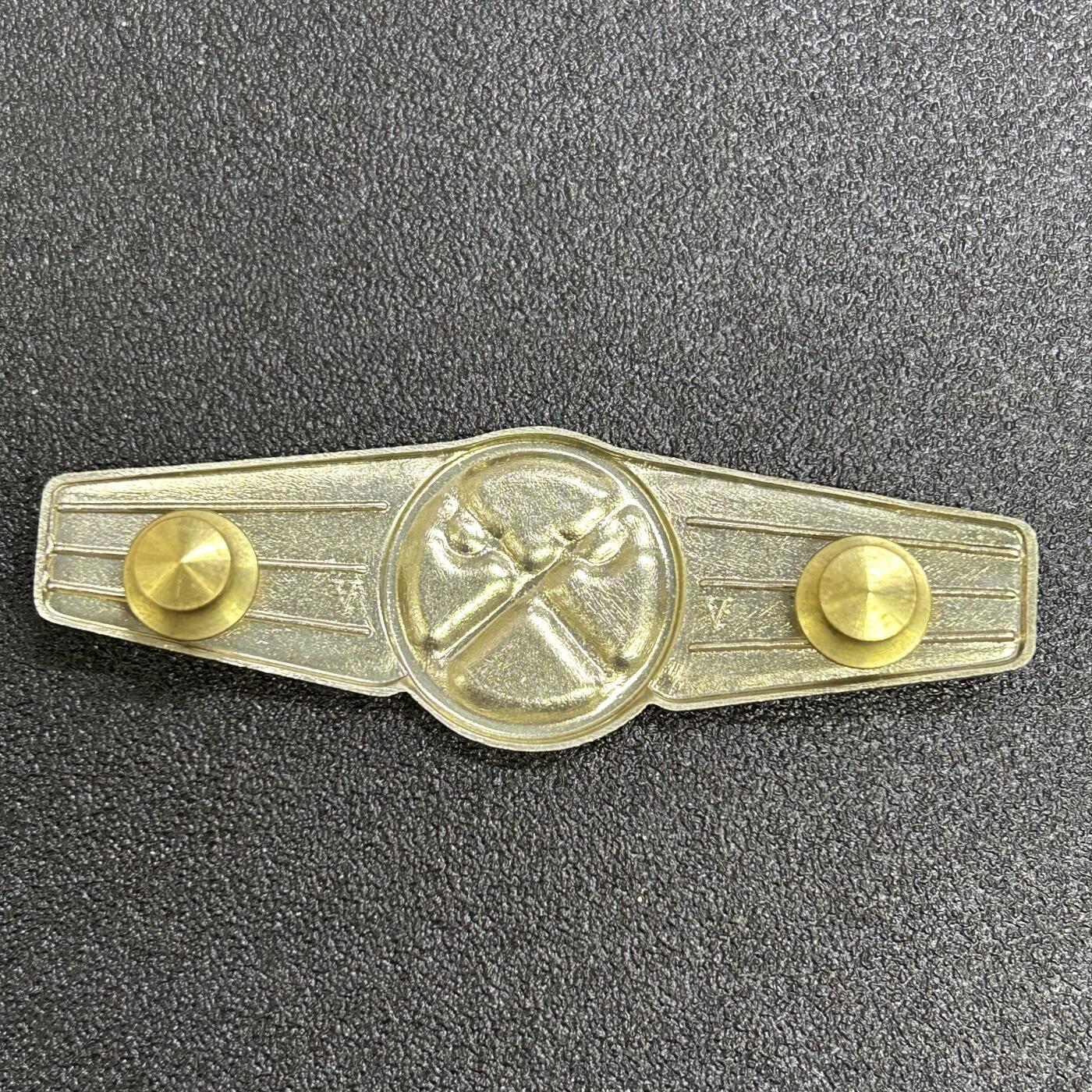 西秦中古拍卖第六十九期 西德 联邦德国银级通用技术胸章证章